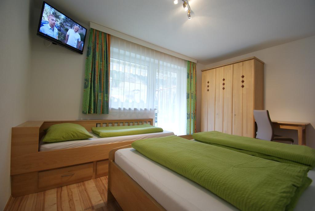 Apart Nicole Apartment See Luaran gambar